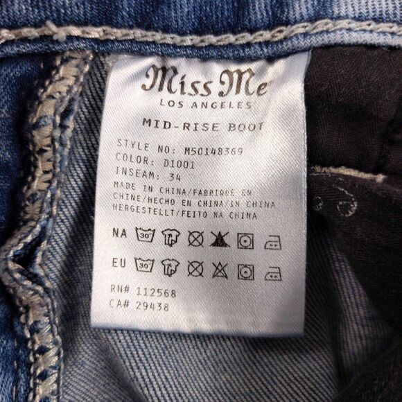 Miss Me Mid Rise Bootcut Jeans Size 28 Light Wash Embellished Pockets - Picture 8 of 11